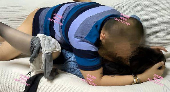 海角社区.终于操到并内射了清醒状态下的女儿