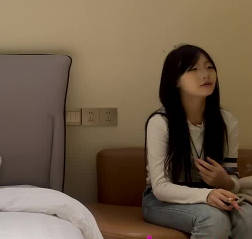 杏吧.今天约了一个07年高中刚毕业的嫩妹-小小鸟